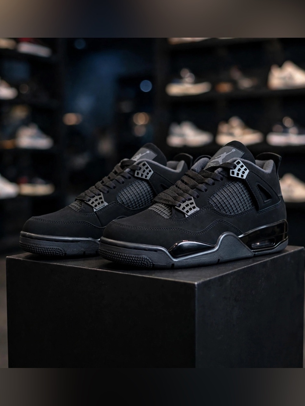 Nike Air Jordan 4 Retro 'Black Cat' (2020)